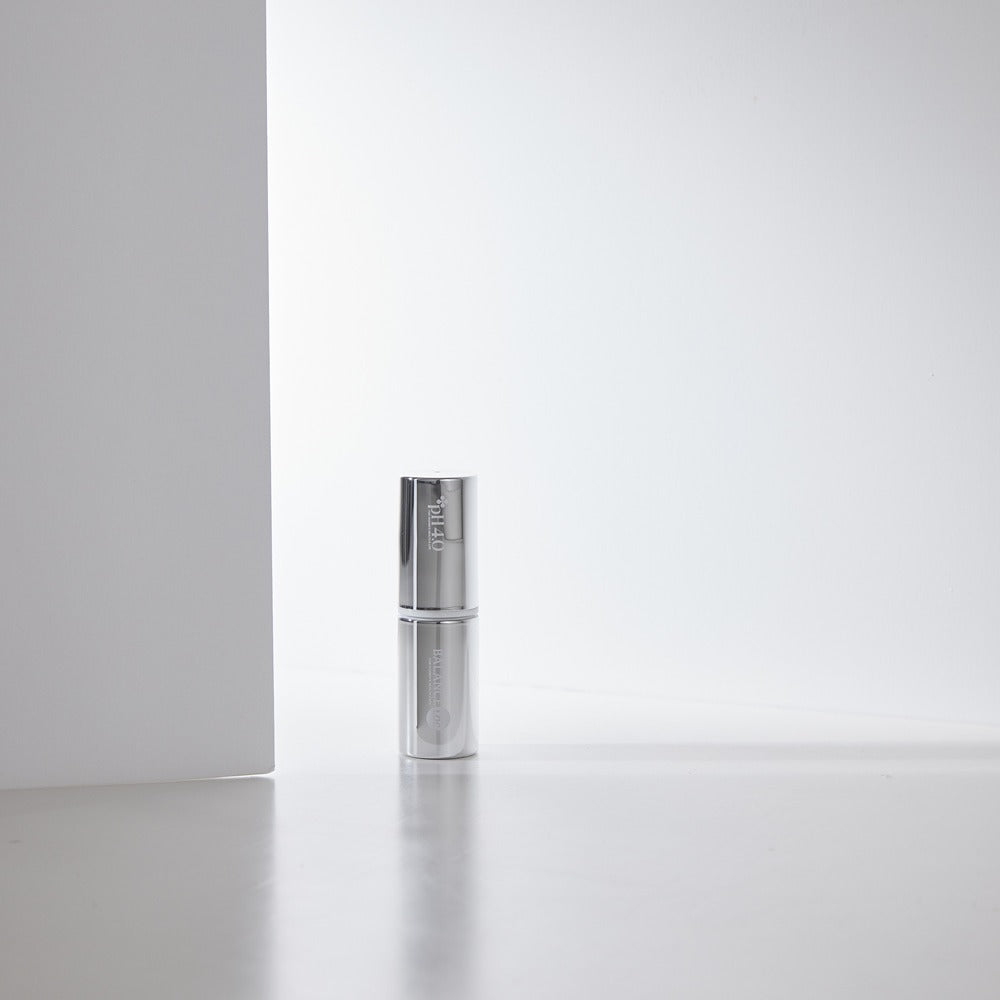 PH4 BALANCE TOC Probiotic Feminine Powder Spray — the first probiotic you can spray directly on your underwear.