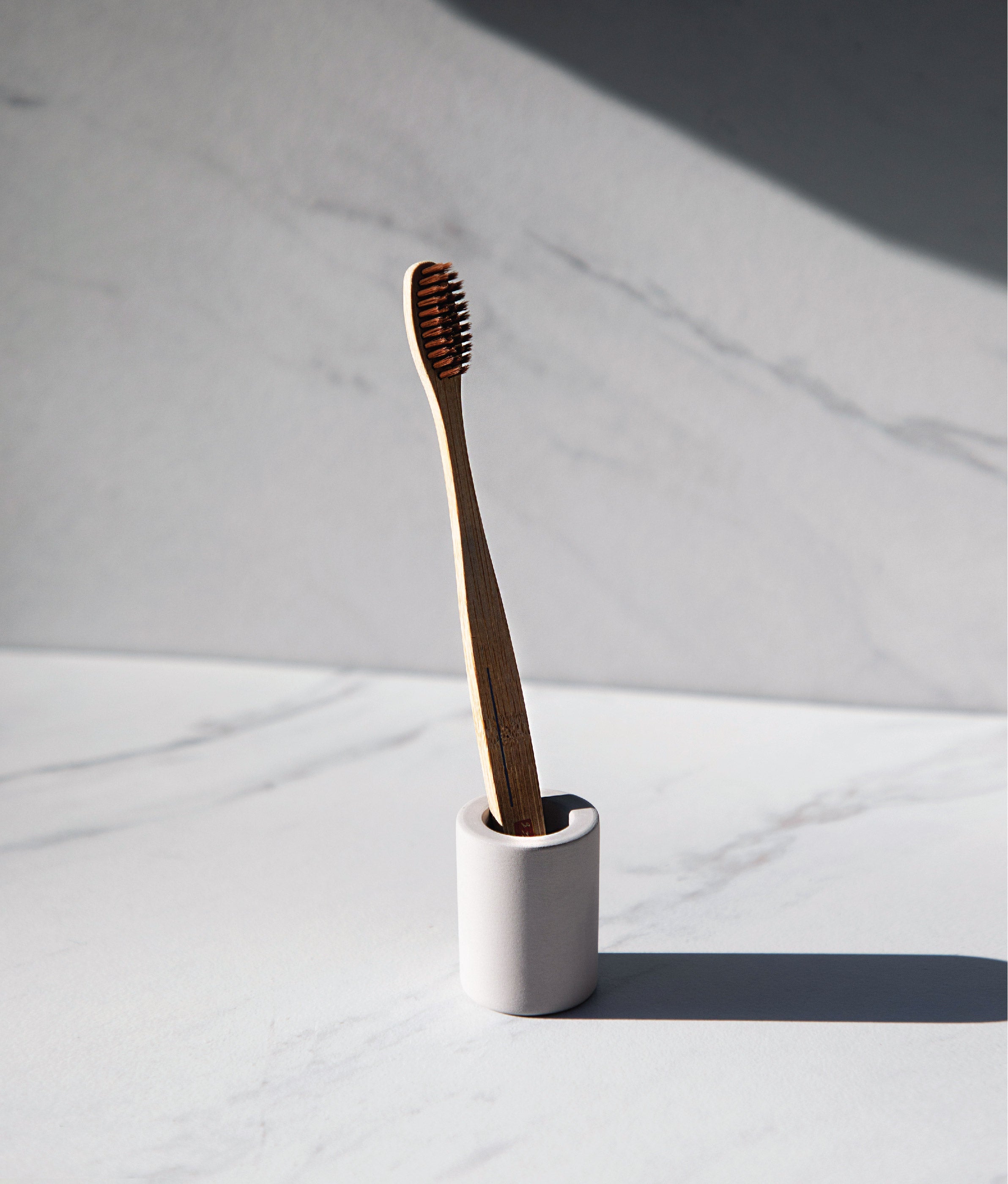 toothbrushholder-c-01.jpg